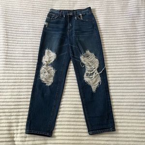 LF Carmar Distressed Jeans